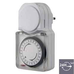 kapcsolo-ora-mechanikus-16a-230v-napi-dugaljas-feher-ip44-gao