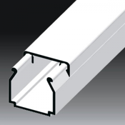 muanyag-csatorna-17x17-feher-2-70m-kopos