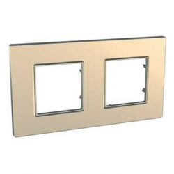 unica-quadro-2-es-keret-rez
