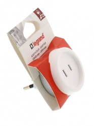 utazoadapter-amerikai-europai-230v-1380w-max6a